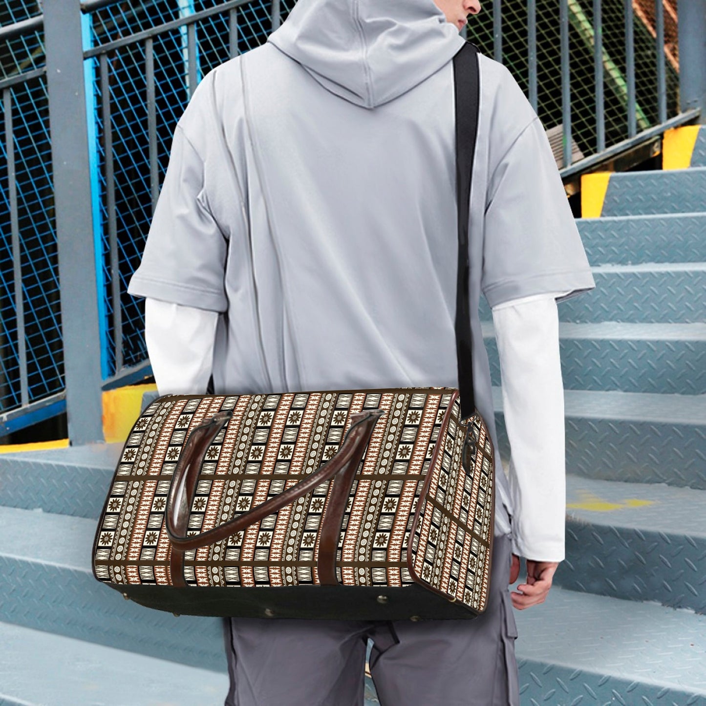 Masi Duffle Bag - Knoxee