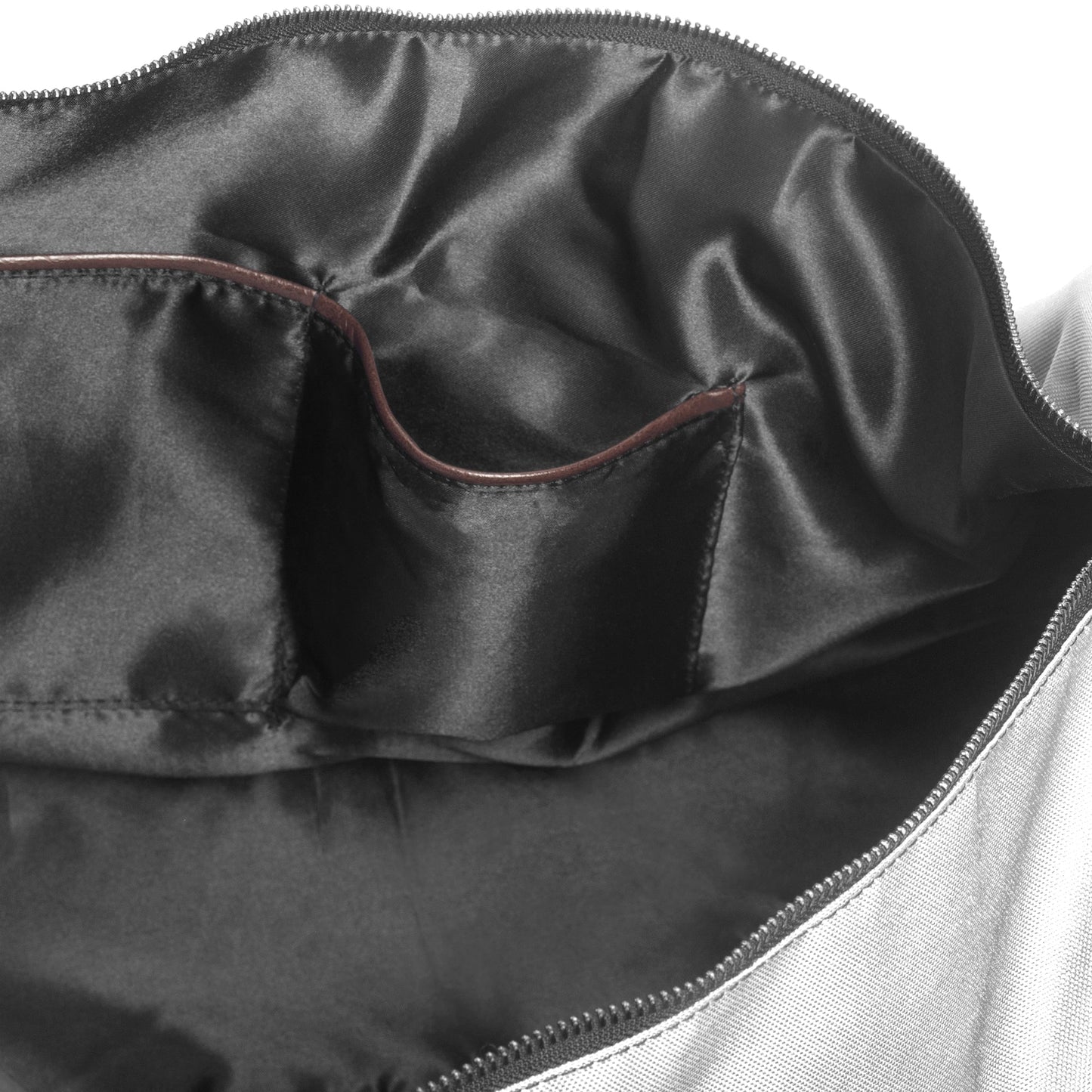 Masi Duffle Bag - Knoxee