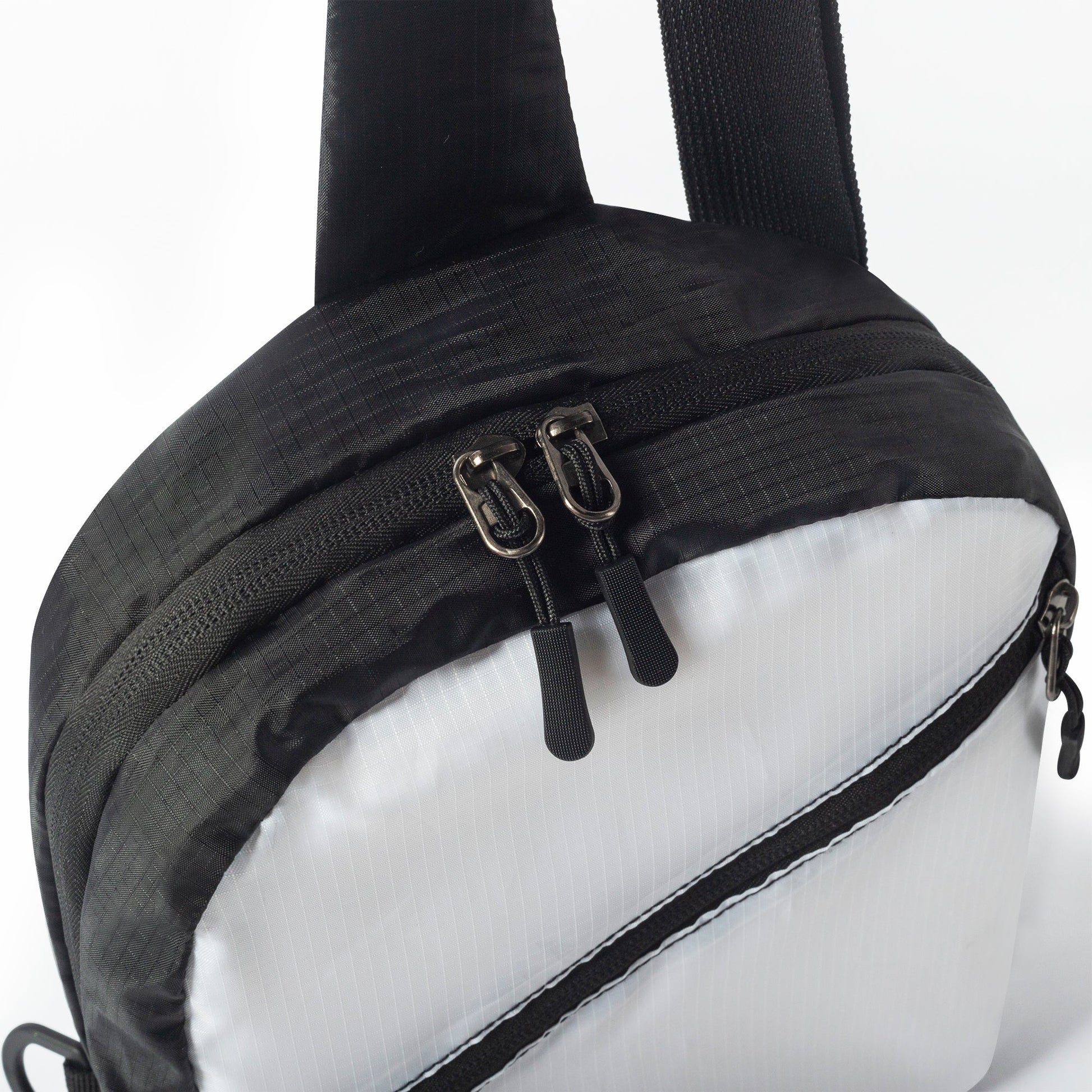 Masi Shoulder Bag - Knoxee